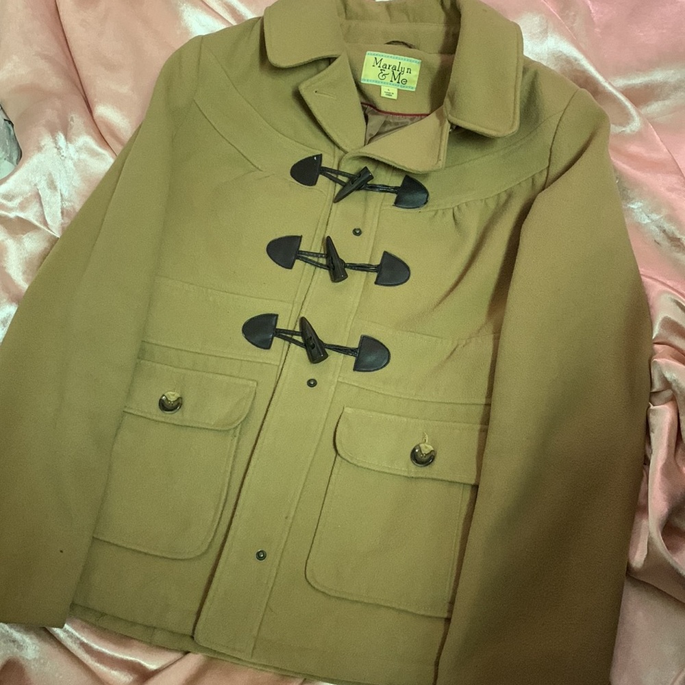 Tan coat - Picture 4 of 8